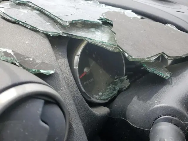 2010 NISSAN ROGUE S