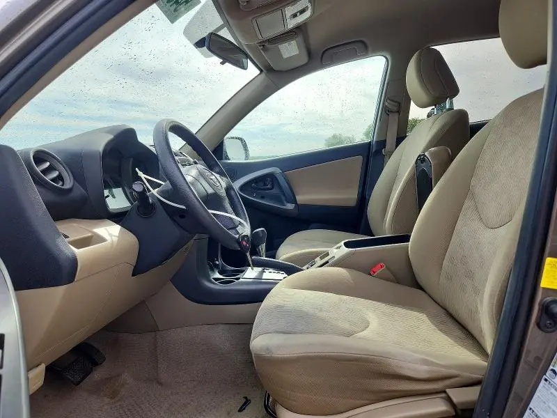 2011 TOYOTA RAV4 BASE  
