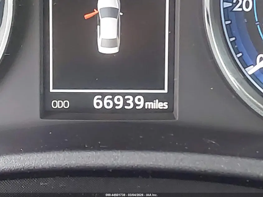 2019 TOYOTA COROLLA XLE