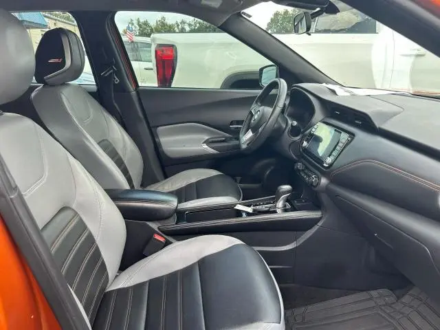 2021 NISSAN KICKS SR  