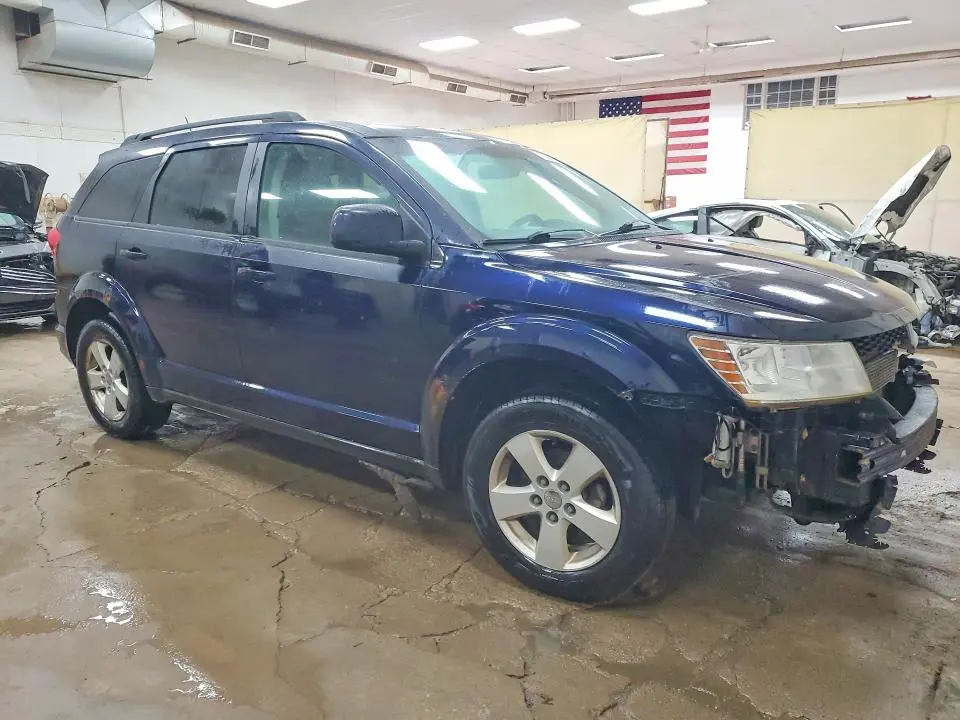 2011 DODGE JOURNEY MAINSTREET  