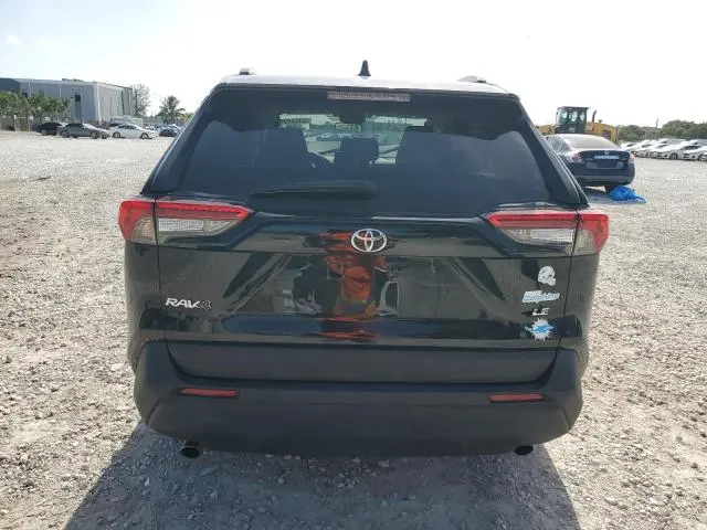 2021 TOYOTA RAV4 LE  