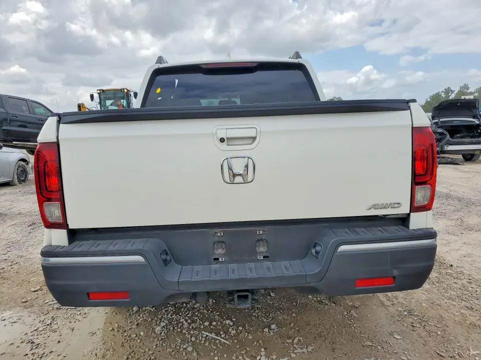 2017 HONDA RIDGELINE RTL  