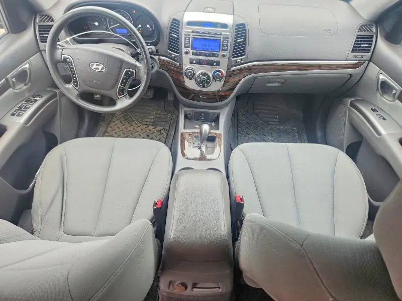 2010 HYUNDAI SANTA FE GLS  