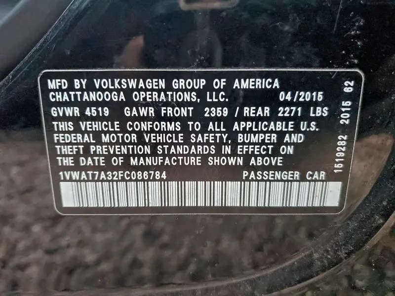 2015 VOLKSWAGEN PASSAT S  