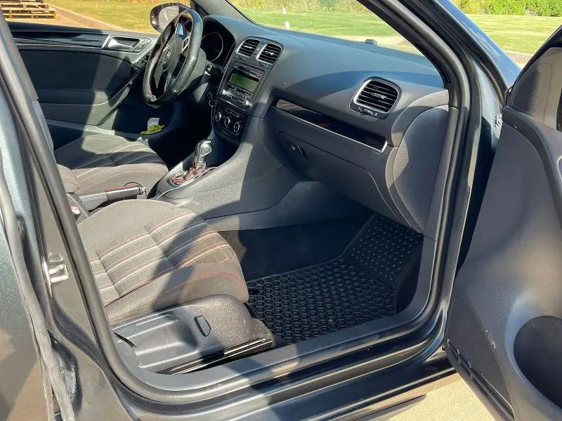 2013 VOLKSWAGEN GTI   