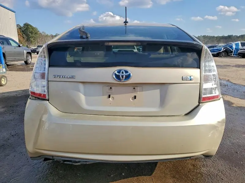 2010 TOYOTA PRIUS   