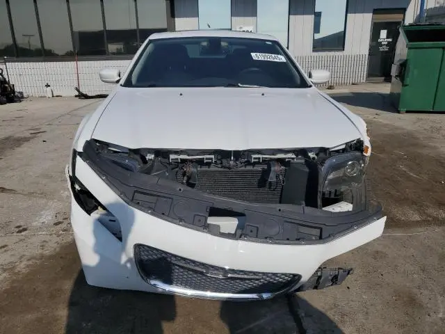 2016 CHRYSLER 300 LIMITED  