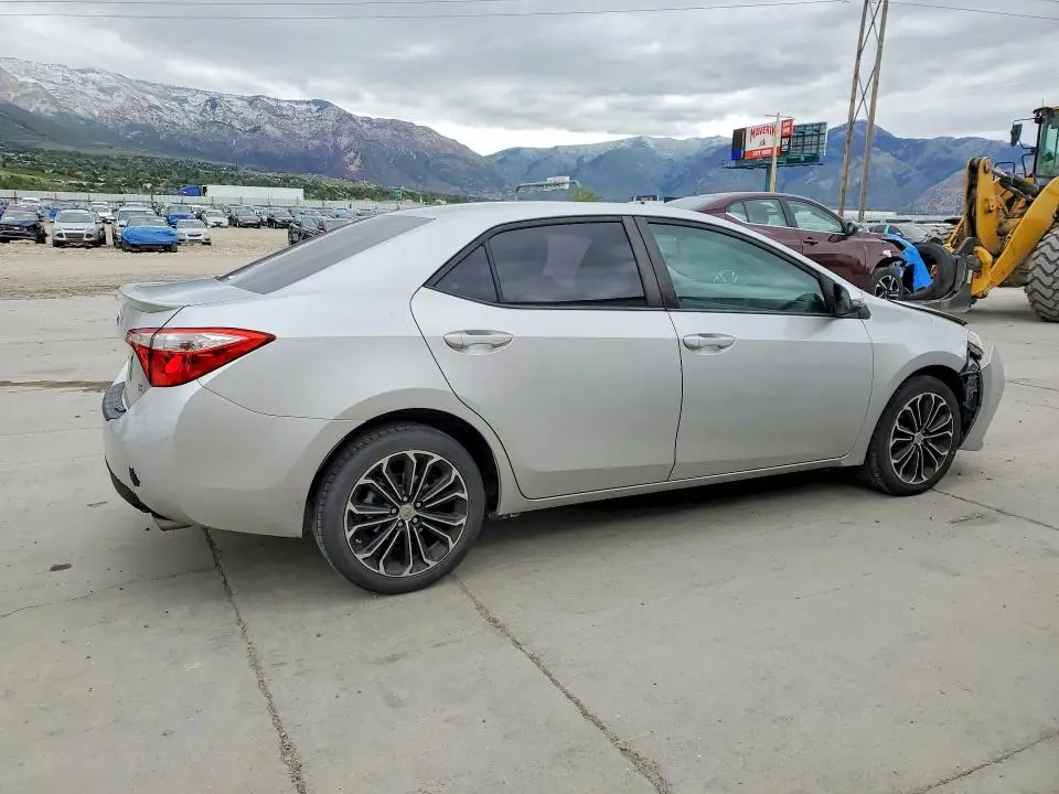 2015 TOYOTA COROLLA   