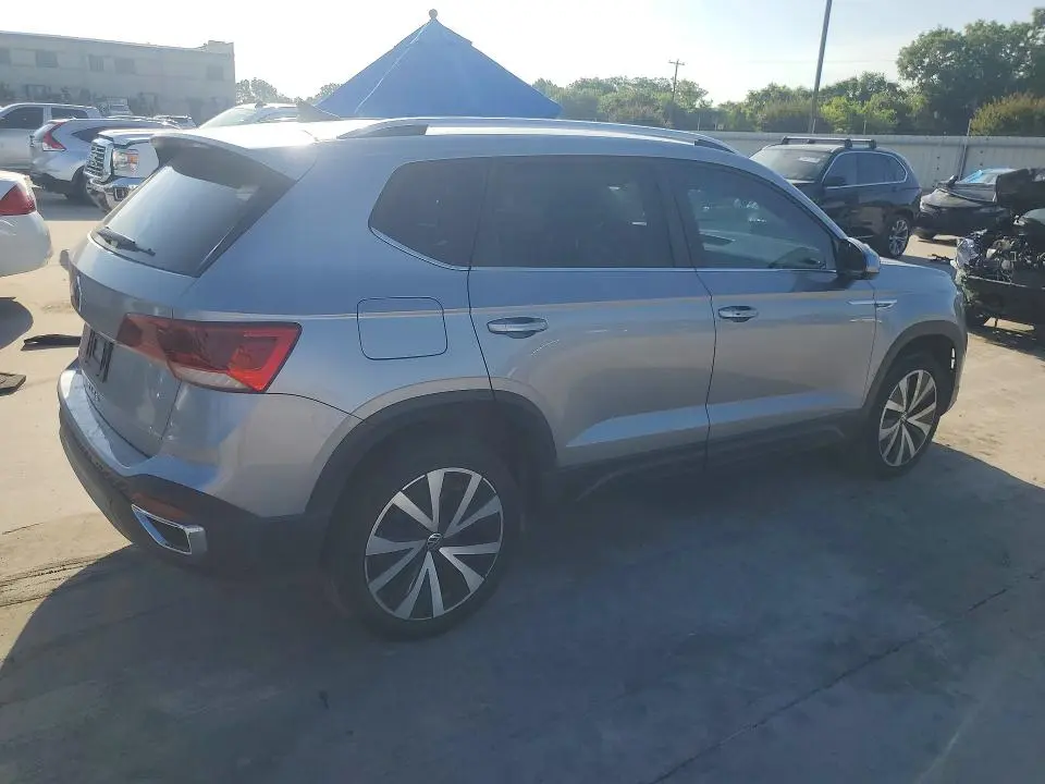 2024 VOLKSWAGEN TAOS SE  