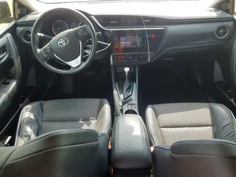 2018 TOYOTA COROLLA SE  