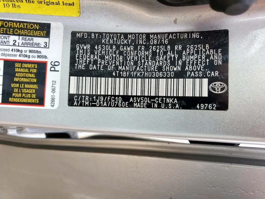 2017 TOYOTA CAMRY LE