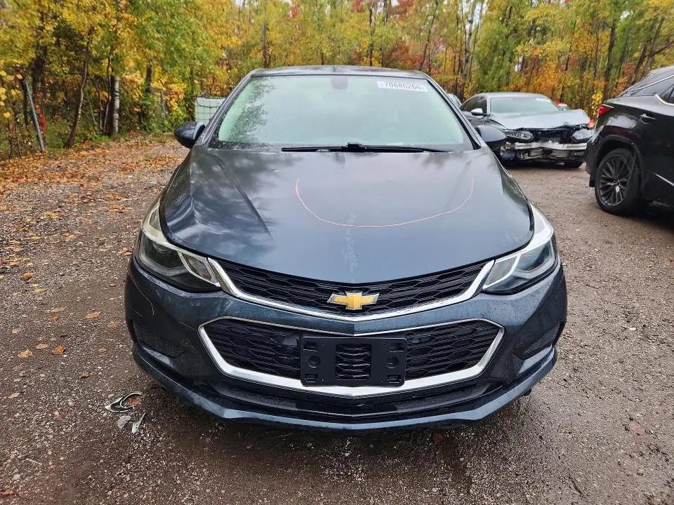 2017 CHEVROLET CRUZE LT  