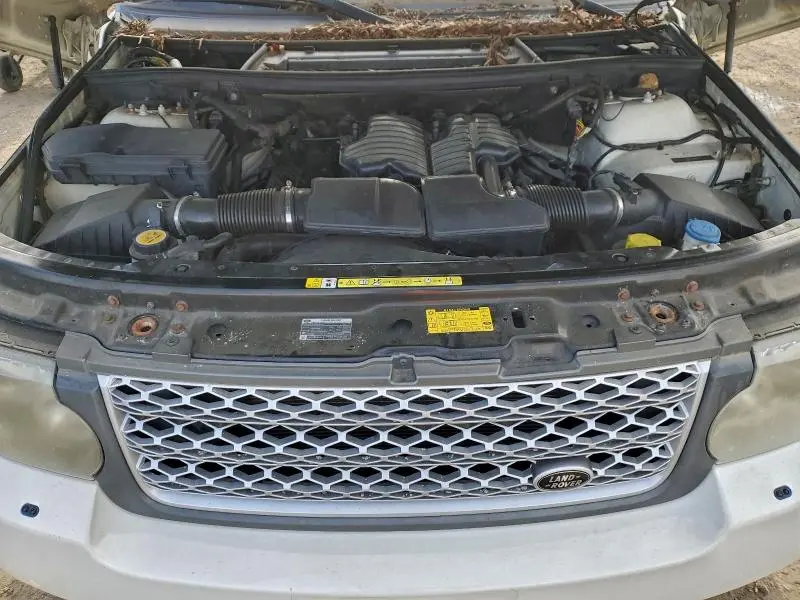 2010 LAND ROVER RANGE ROVER HSE LUXURY  