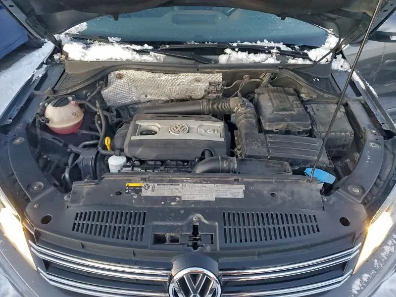 2014 VOLKSWAGEN TIGUAN S  