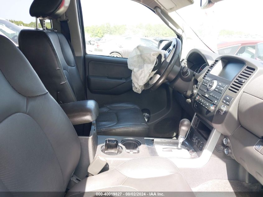 2011 NISSAN PATHFINDER SILVER