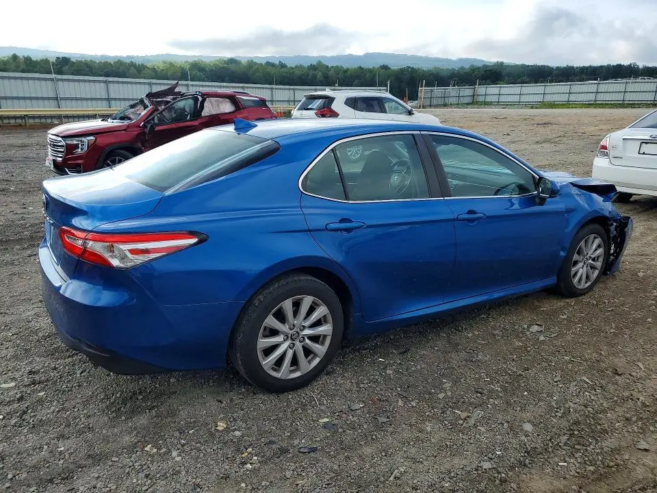 2019 TOYOTA CAMRY LE  