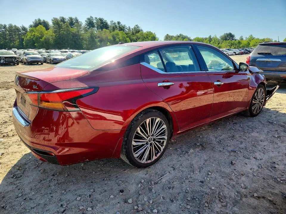 2023 NISSAN ALTIMA SL  