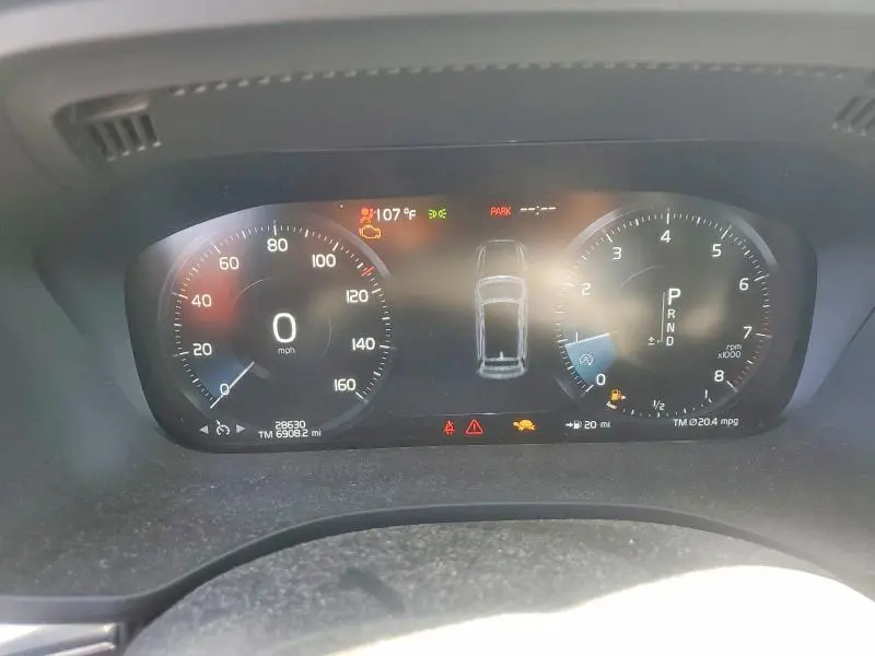 2021 VOLVO XC60 T5 MOMENTUM  