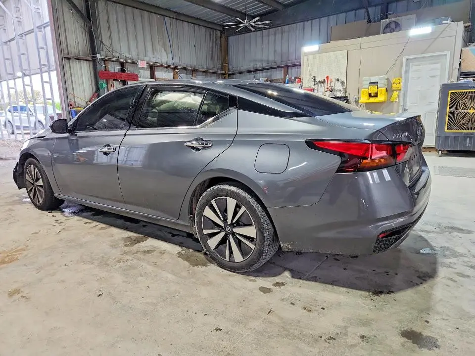 2019 NISSAN ALTIMA SL  