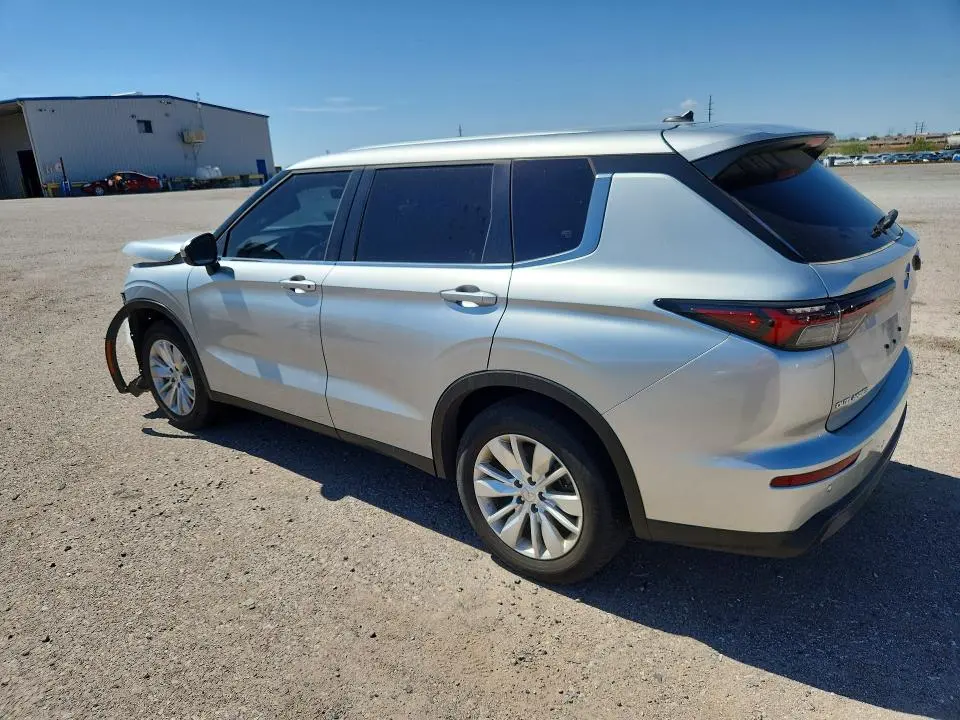 2025 MITSUBISHI OUTLANDER ES  