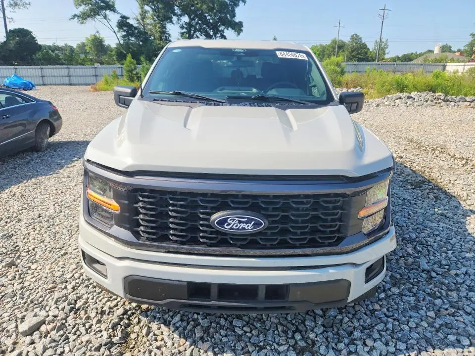2024 FORD F150 STX  