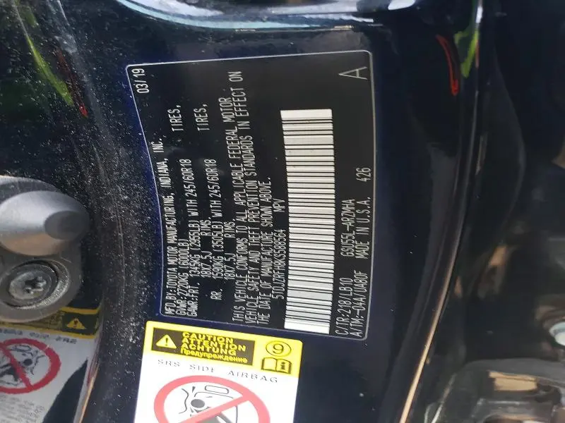 2019 TOYOTA HIGHLANDER XLE  