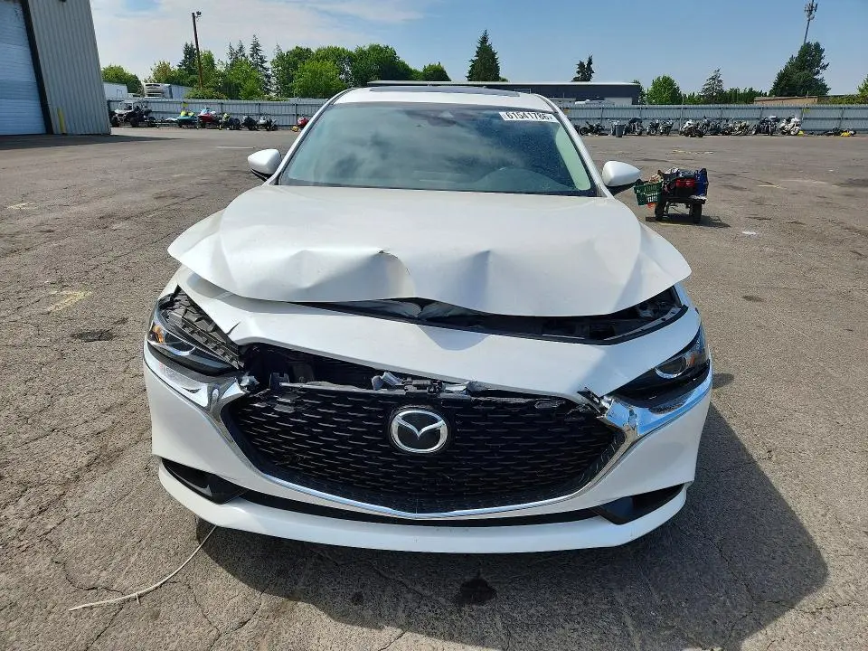 2023 MAZDA 3 PREFERRED  