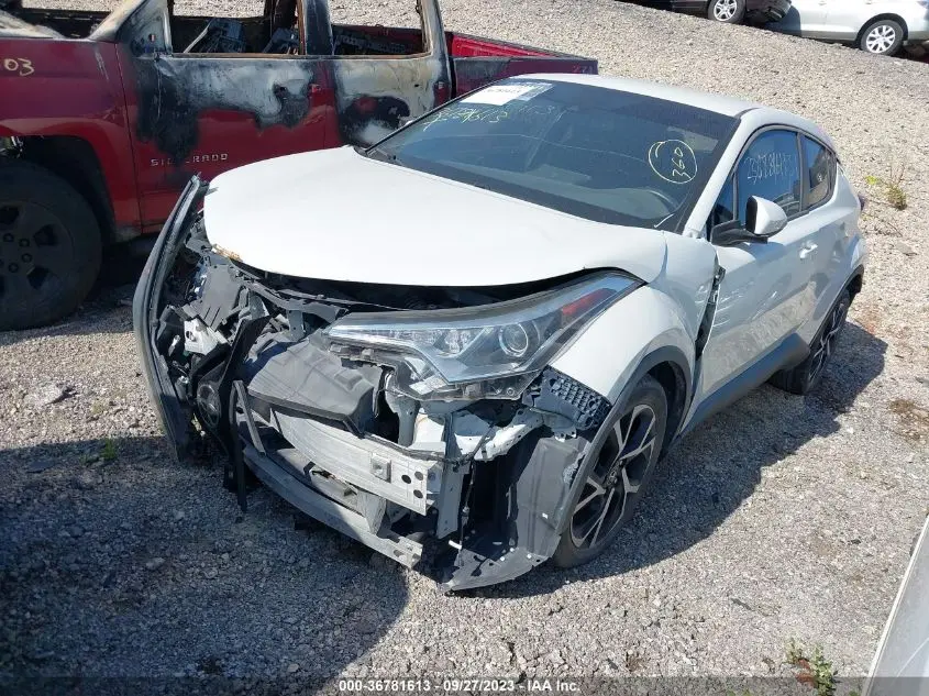 2018 TOYOTA C-HR XLE PREMIUM