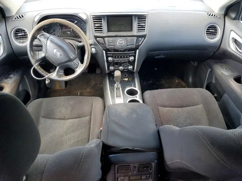 2015 NISSAN PATHFINDER SV  