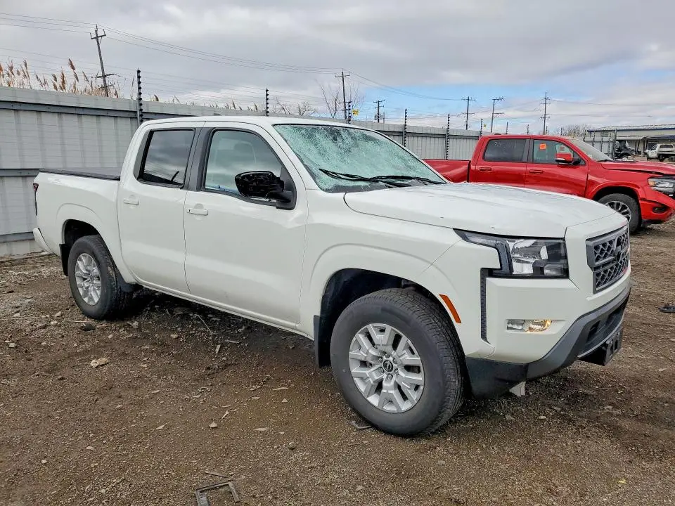 2022 NISSAN FRONTIER SV  