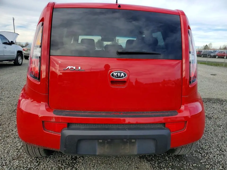 2010 KIA SOUL +  