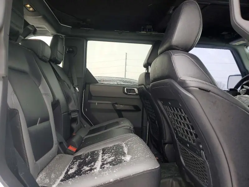 2023 FORD BRONCO BASE  