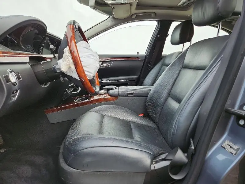 2010 MERCEDES-BENZ S 550  