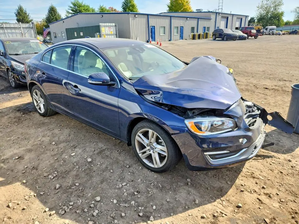 2015 VOLVO S60 PREMIER  