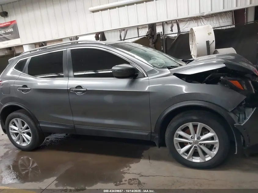 2017 NISSAN ROGUE SPORT SV