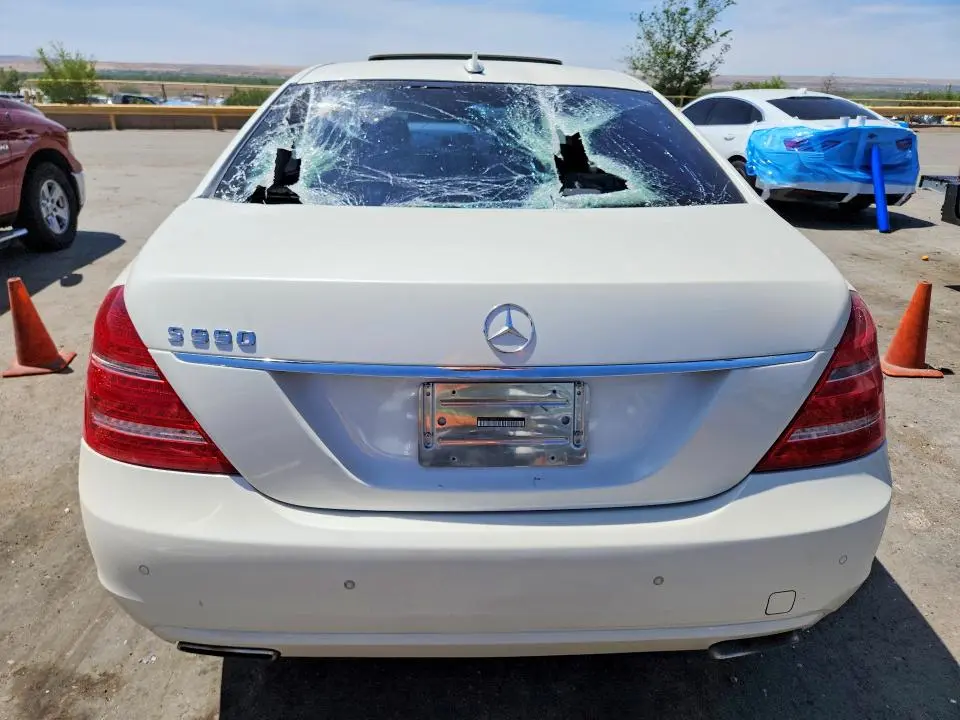 2012 MERCEDES-BENZ S 550  