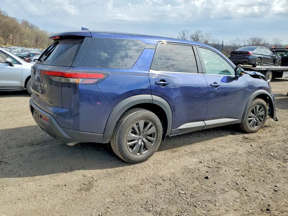 2022 NISSAN PATHFINDER S  