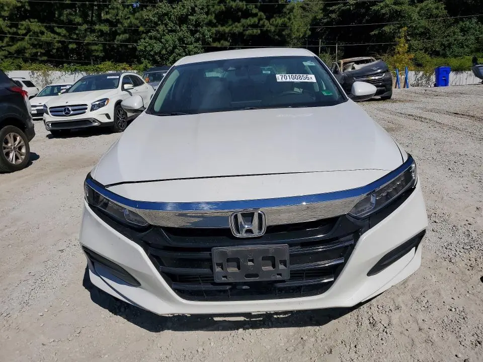 2018 HONDA ACCORD LX  