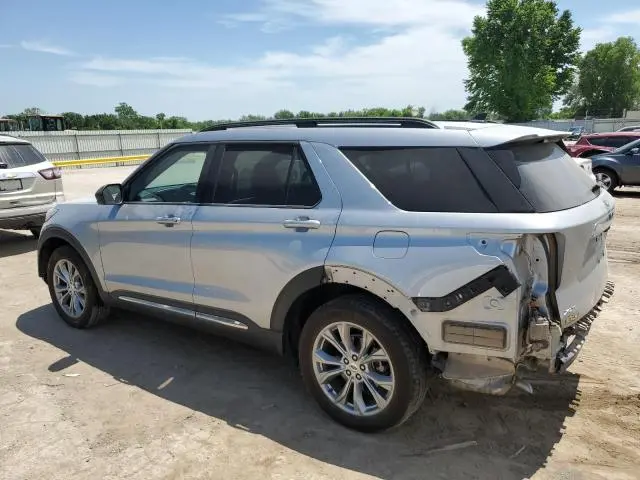 2022 FORD EXPLORER XLT  