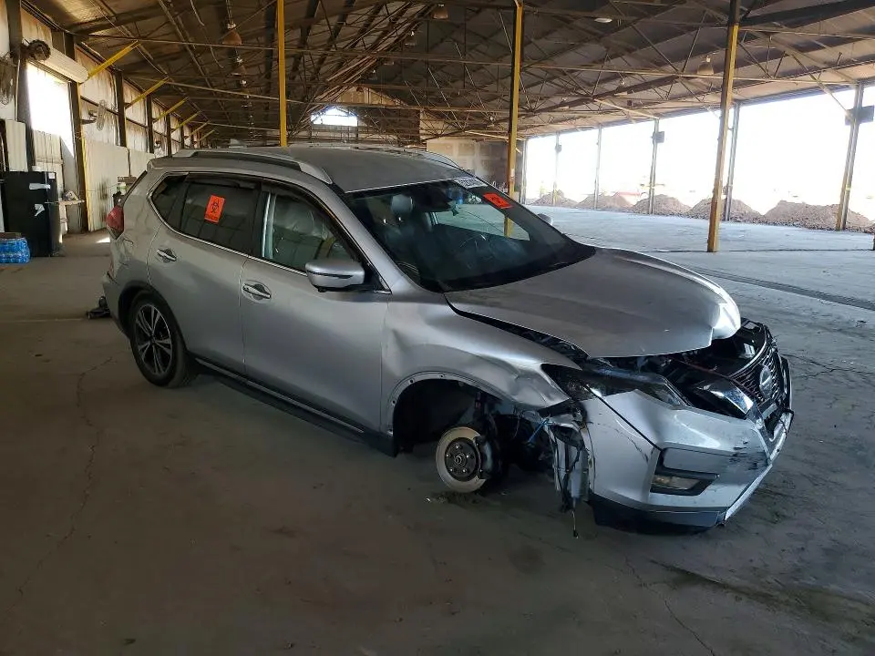 2018 NISSAN ROGUE SL  