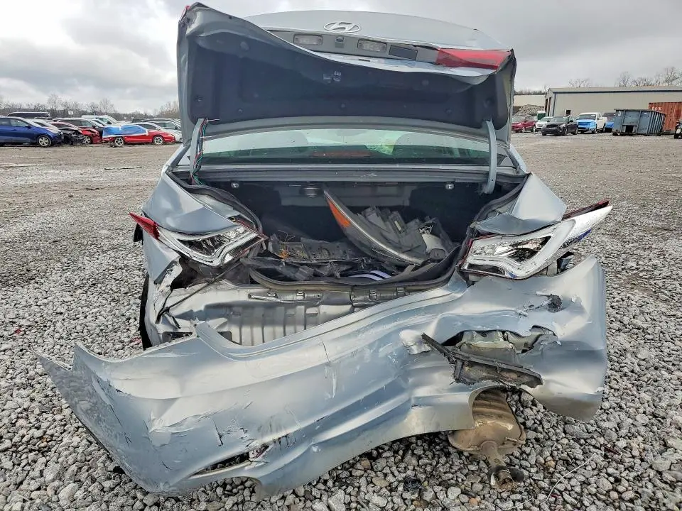 2013 HYUNDAI SONATA SE  