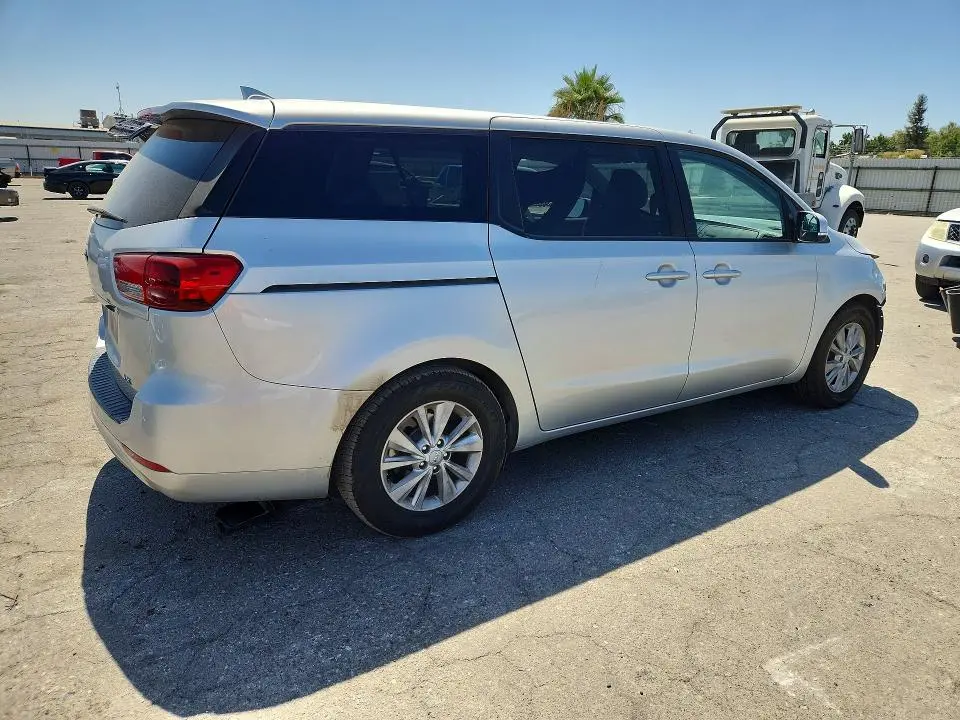 2017 KIA SEDONA LX  