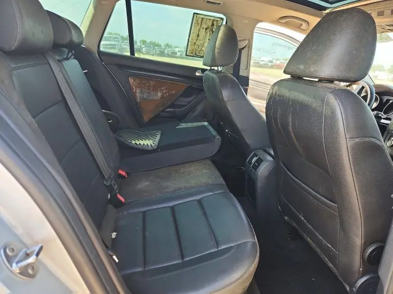 2012 VOLKSWAGEN JETTA TDI  
