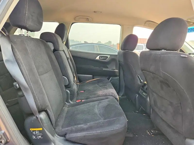 2014 NISSAN PATHFINDER SV  