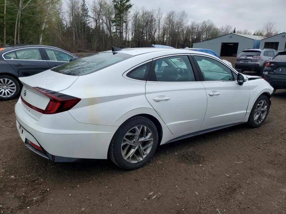 2021 HYUNDAI SONATA SE  