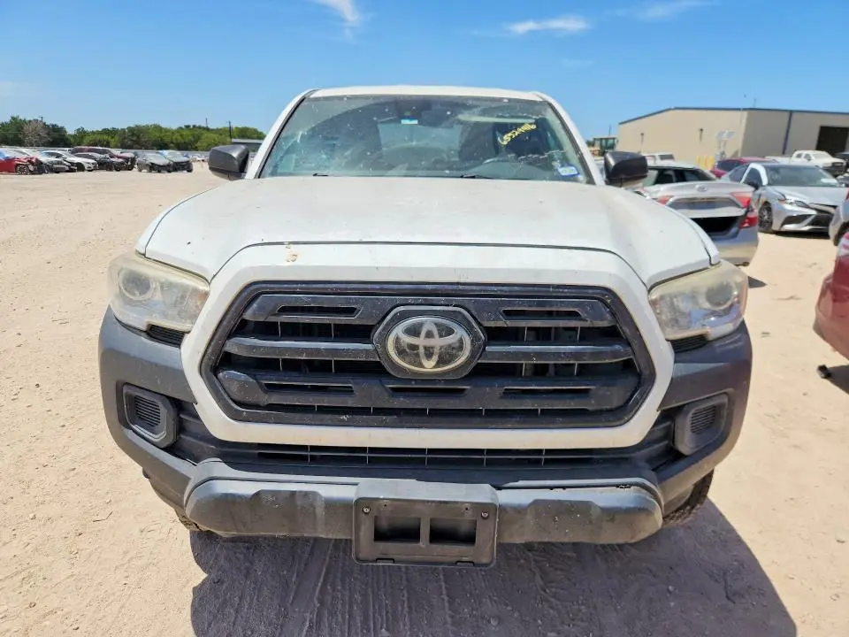 2019 TOYOTA TACOMA SR  