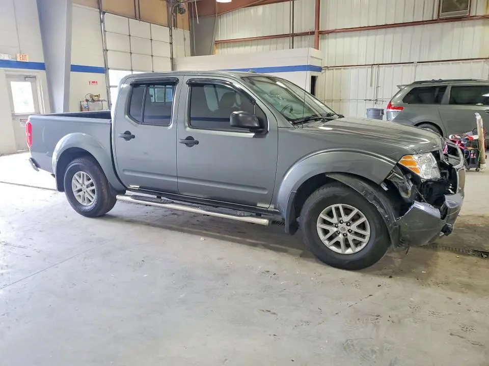 2016 NISSAN FRONTIER SV  