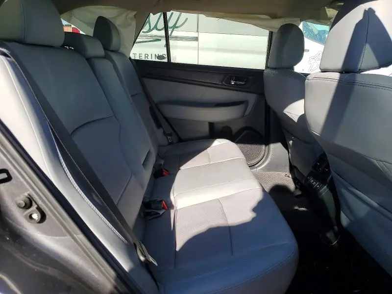 2019 SUBA OUTBACK 3.