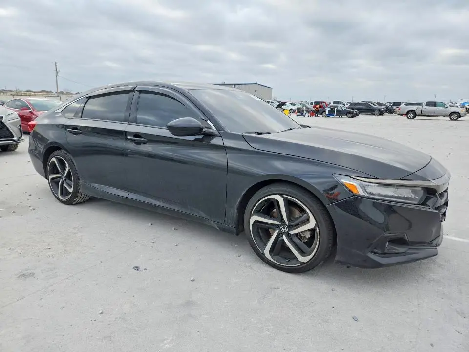 2021 HONDA ACCORD SPORT  